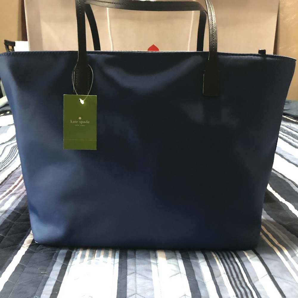 Kate Spade- BRAND NEW WKRU4014 - Picture 3 of 6